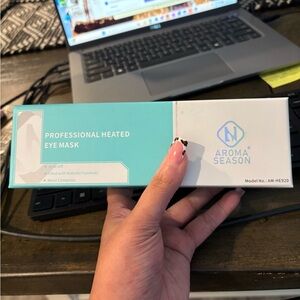 Aroma Season Heated Eye Mask